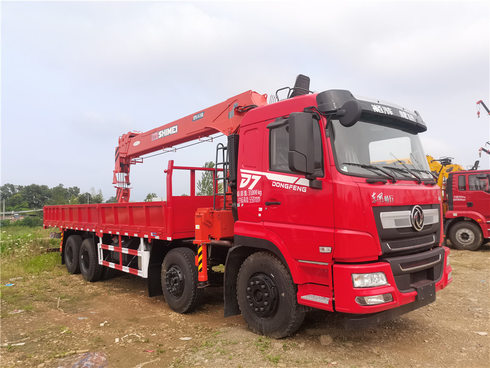 東風暢行D7前四后八上裝石煤14噸5節(jié)臂